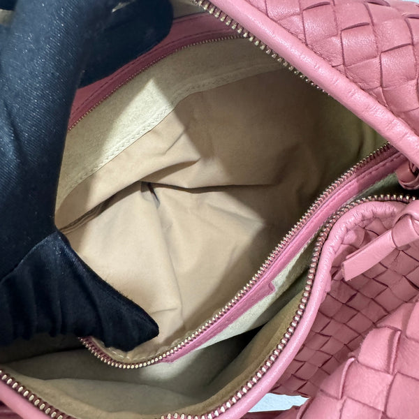 Bottega Veneta Veneta Hobo Medium Coral Intrecciato Leather Bag