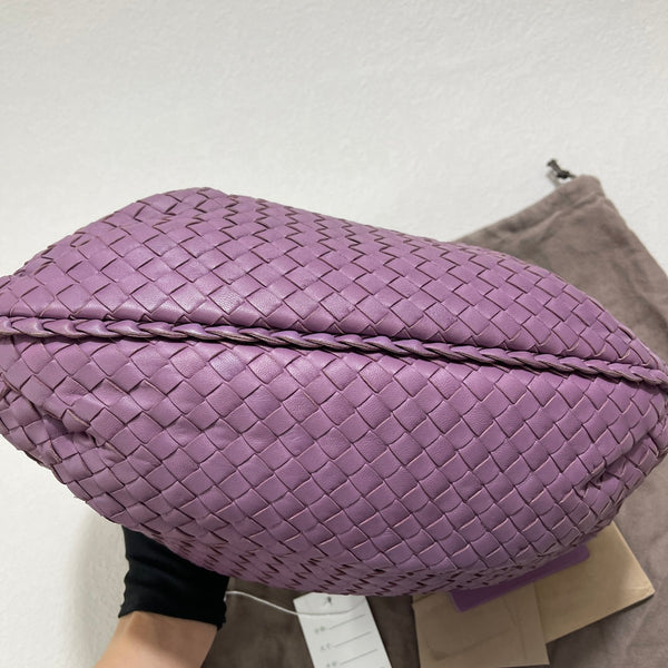 Bottega Veneta Belly Hobo Intrecciato Lambskin Leather Lilac Purple