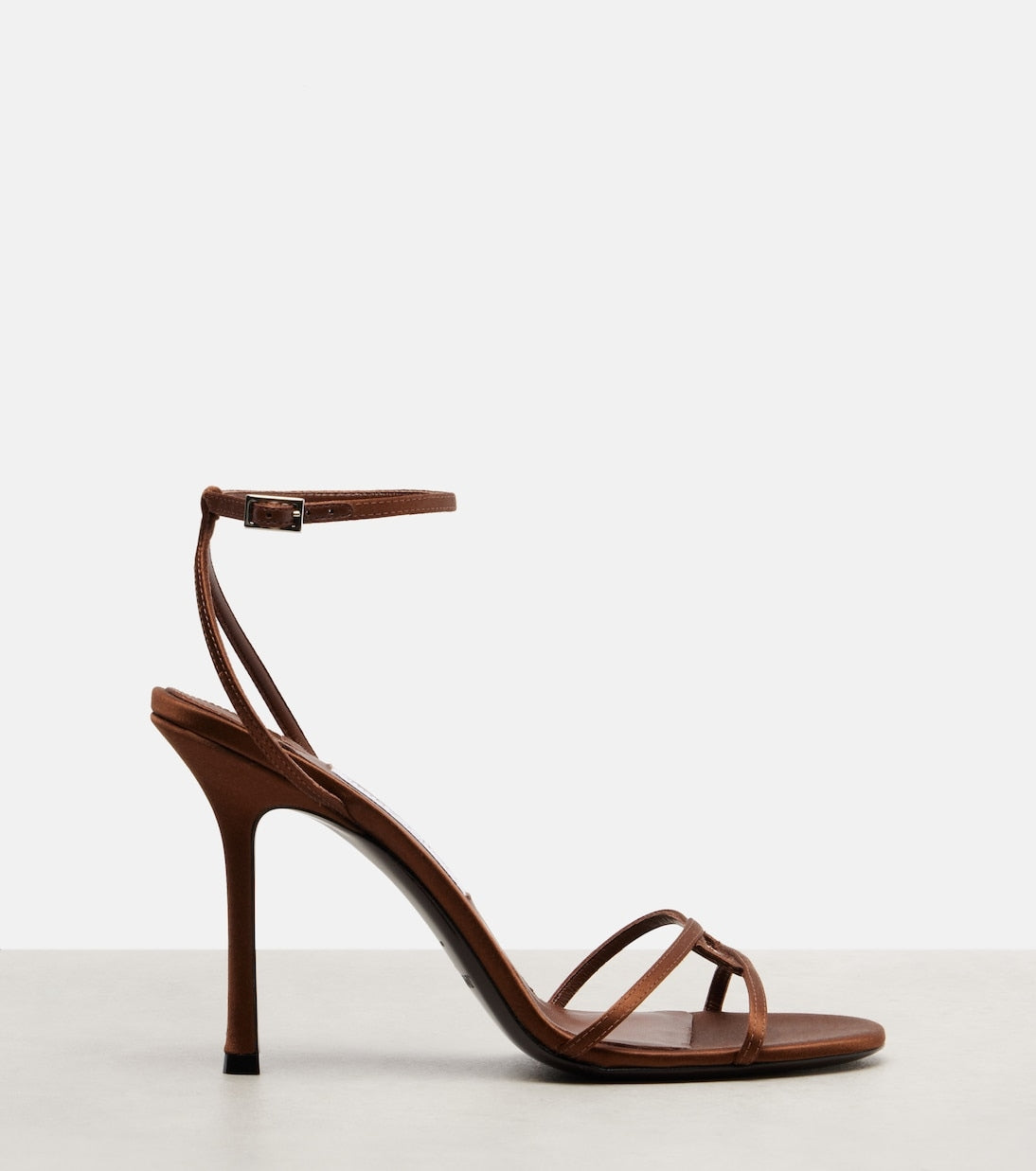 Leo 100 satin sandals