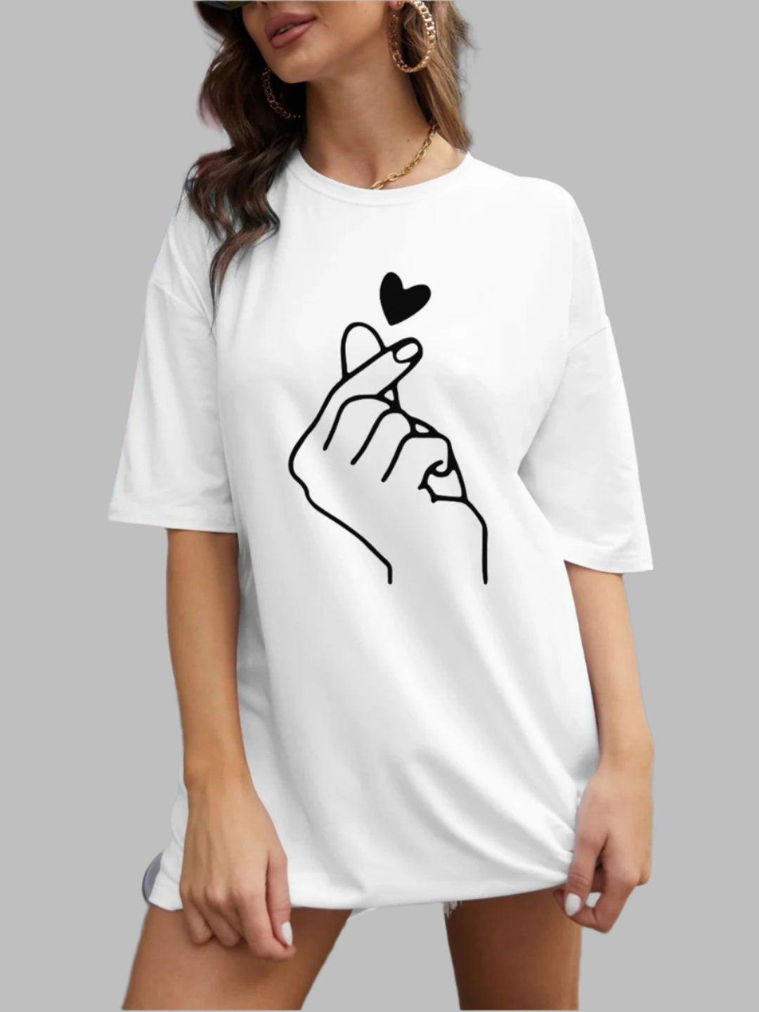 Women Printed Applique T-shirt, T-shirt, Casual Tops, Western Wear, GenZ, Womens Fashion, New In, Oversized T-shirt, new fashion clothes for women & girls, stylish tops for ladies, womens clothing, online shopping, buy online in India at Pure Pearl Beauty
